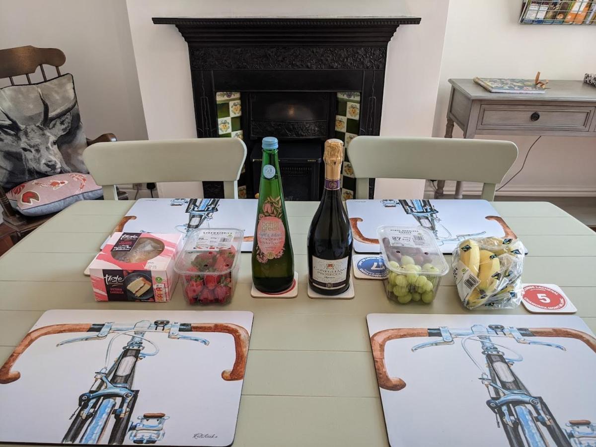 Luxury Townhouse In Town Centre, Views, River Walk, Free Parking Shrewsbury Exteriér fotografie